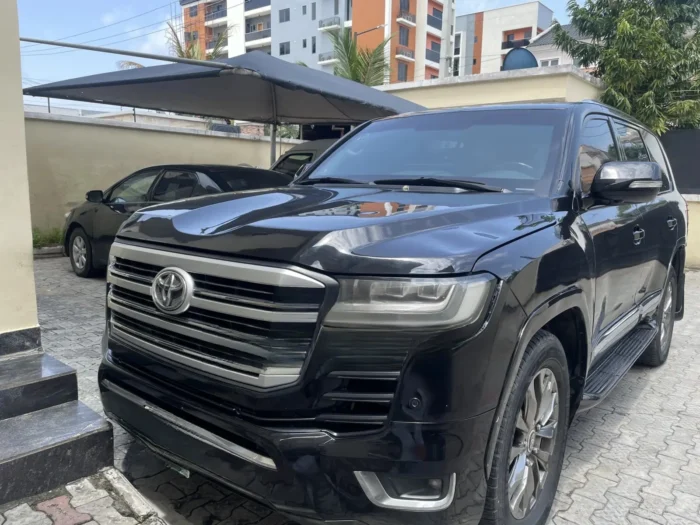 Armoured Toyota Land Cruiser rental in Lagos with chauffeur
