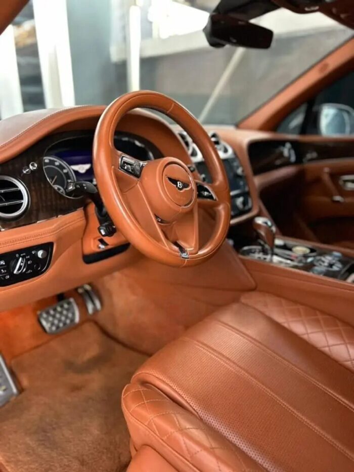 Bentley Bentayga Lagos