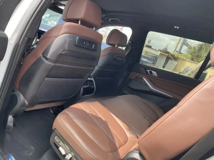 BMW X7 for Rent