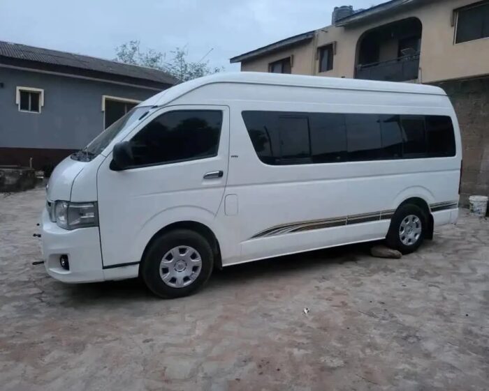Toyota Hiace Bus for rental