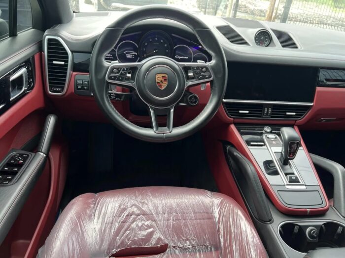 Porsche Cayenne Rental